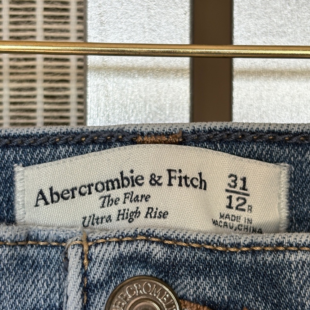 Abercrombie & Fitch Blue Flare Wide Leg Jeans - Picture 4 of 10